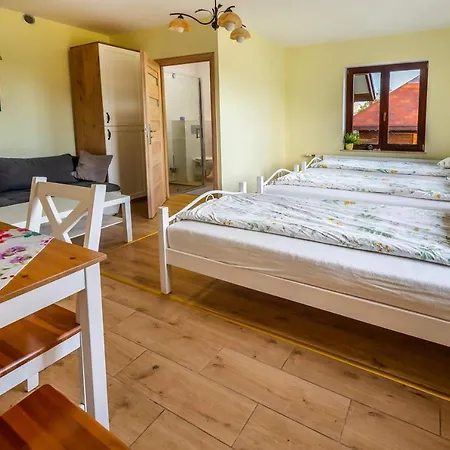 Jurajska Stokrotka Çiftlik konaklama *